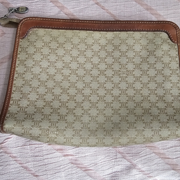 VINTAGE Celine Macadamia Clutch - Picture 13 of 13